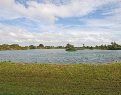 Rainbow Lake Apartments