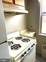 1211 Elbridge St in Philadelphia, PA - Building Photo