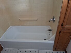 2311 Hendricks St in Terre Haute, IN - Building Photo