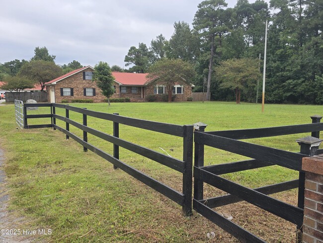 property at 5919 Sidbury Rd