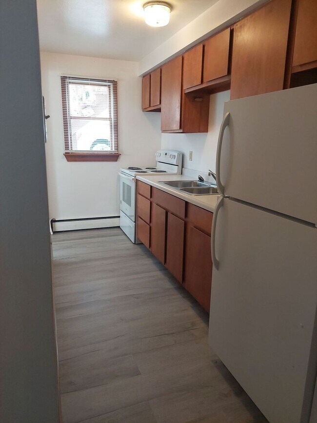 535 New Alexandria Rd, Unit 2