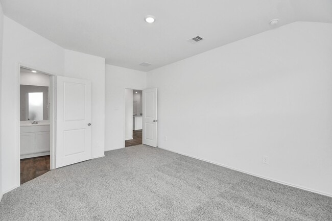 property at 3822 Zoeys Wy