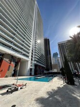 50 Biscayne Blvd, Unit 4006 in Miami, FL - Building Photo - Building Photo