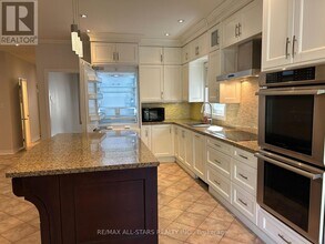 171 Shaftsbury Ave in Richmond Hill, ON - Building Photo - Building Photo