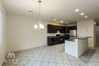 2763 W Checkerspot Dr in Tucson, AZ - Building Photo - Building Photo