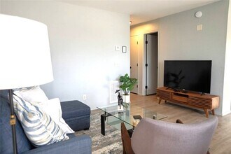 502 SE B St in Bentonville, AR - Building Photo - Building Photo