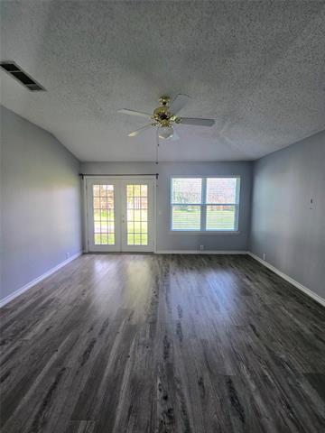 2304 Meade Ct in Little Elm, TX - Building Photo - Building Photo