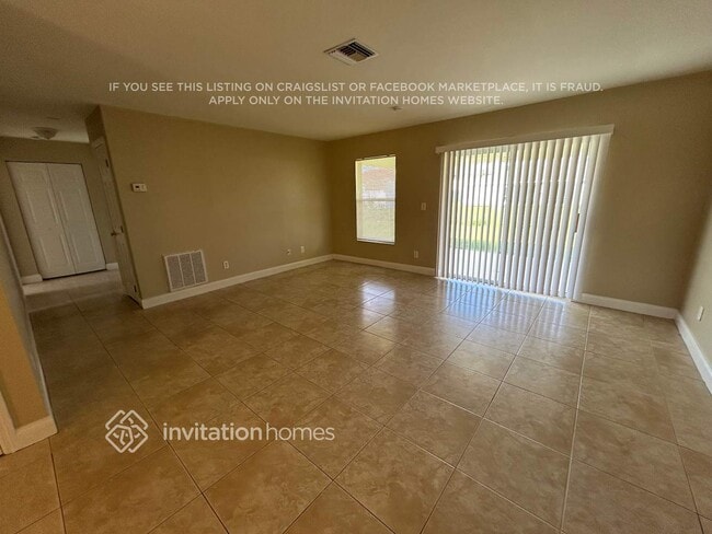 931 Skyline Blvd in Cape Coral, FL - Building Photo - Building Photo