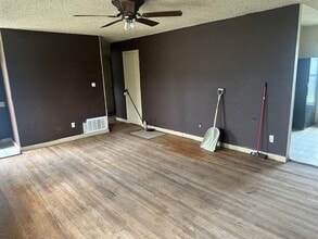 4409 S Travis St in Amarillo, TX - Building Photo - Building Photo