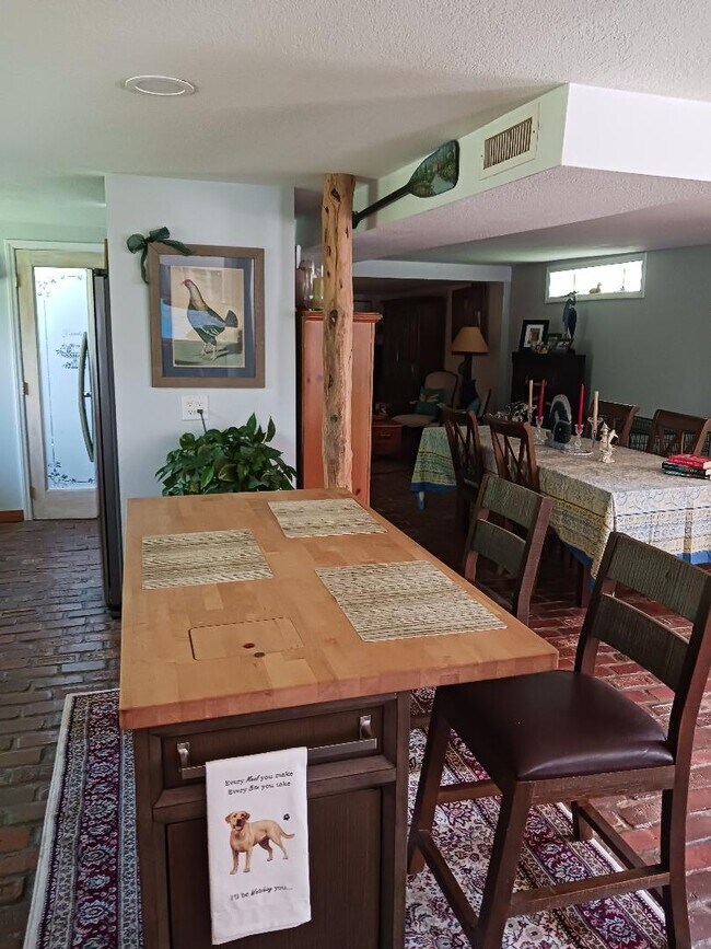 451 Charlie Dr in Marion, NC - Building Photo - Building Photo