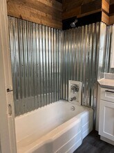 4533 19th Ave NE in Seattle, WA - Building Photo - Building Photo