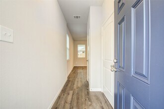 21915 Grand Majestic Dr in Houston, TX - Building Photo - Building Photo