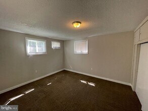 115-1/2 E Broadway in Salem, NJ - Building Photo - Building Photo