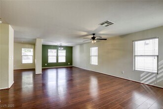 8629 Apiary Wind St in Las Vegas, NV - Building Photo - Building Photo