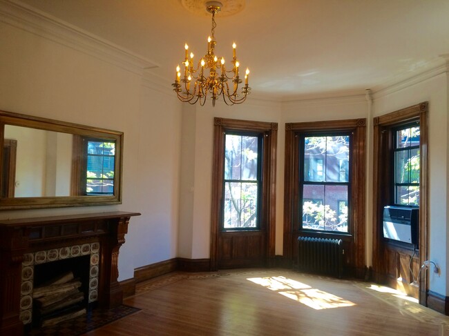 144 Commonwealth Ave, Unit 6A in Boston, MA - Building Photo - Building Photo