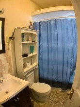 88 Fisher Ave, Unit 3 in Boston, MA - Foto de edificio - Building Photo