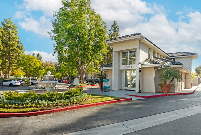 Hillcrest Park in Newbury Park, CA - Building Photo - Building Photo