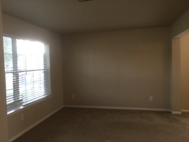 10515 Berclair Dr in Houston, TX - Building Photo - Building Photo