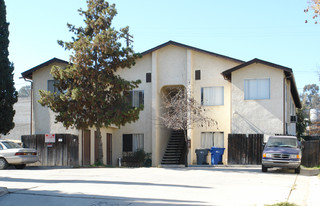 588 Millar Ave Apartments