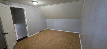 9814 S Oglesby Ave in Chicago, IL - Building Photo - Building Photo