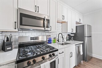 42 George St in Saratoga Springs, NY - Building Photo - Building Photo