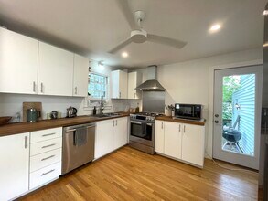 73 Tiffany St in Providence, RI - Building Photo - Building Photo