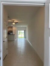 32186 Pond Apple Bnd in San Antonio, FL - Foto de edificio - Building Photo