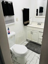 19530 NW 11th Ave in Miami, FL - Building Photo - Building Photo