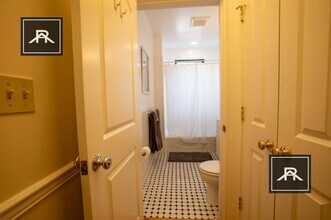 70 Quint Ave in Boston, MA - Building Photo - Building Photo