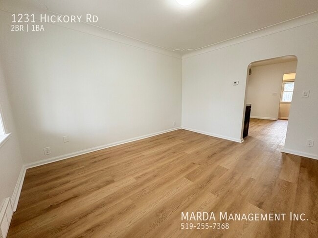 property at 1231 Hickory Rd