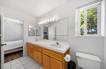 259 Vista Del Mar Ct in Chula Vista, CA - Building Photo - Building Photo