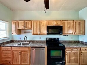 628 Superior St in New Castle, PA - Foto de edificio - Building Photo