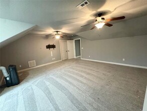 33 Leona Dr in Bella Vista, AR - Building Photo - Building Photo