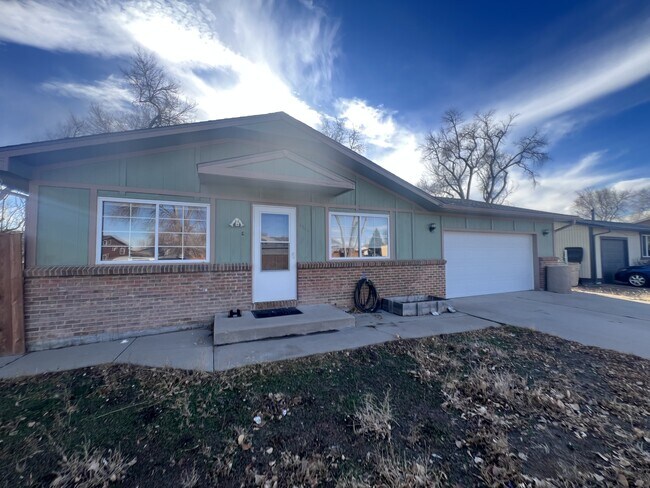 property at 1114 Longview Dr