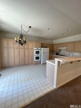 6705 Cinnamon Dr in Sparks, NV - Building Photo - Building Photo
