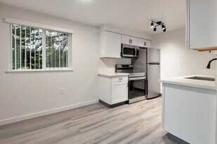 Lively Downtown McMinnville in McMinnville, OR - Building Photo