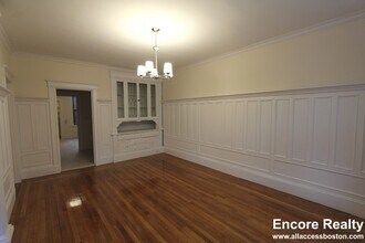 145 Freeman St, Unit 283 - 32 in Brookline, MA - Building Photo - Building Photo