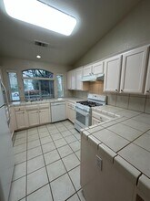 2260 E Niles Ave in Fresno, CA - Building Photo - Building Photo