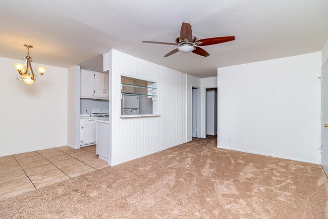 5011 Stoney Creek Rd in Culver City, CA - Building Photo - Building Photo