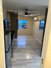 2824 24th Ave N in St. Petersburg, FL - Building Photo - Building Photo