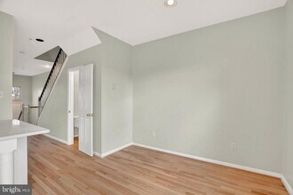 7207 Solar Walk in Columbia, MD - Building Photo - Building Photo