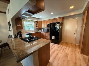 22216 Del Valle St in Los Angeles, CA - Building Photo - Building Photo