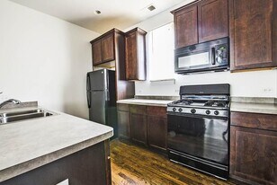 5706 W Lake St Apartamentos