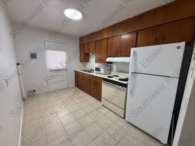 1413 W 10th St in Clovis, NM - Building Photo - Building Photo