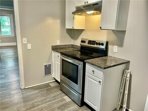 342 Champlain St in Rochester, NY - Building Photo - Building Photo