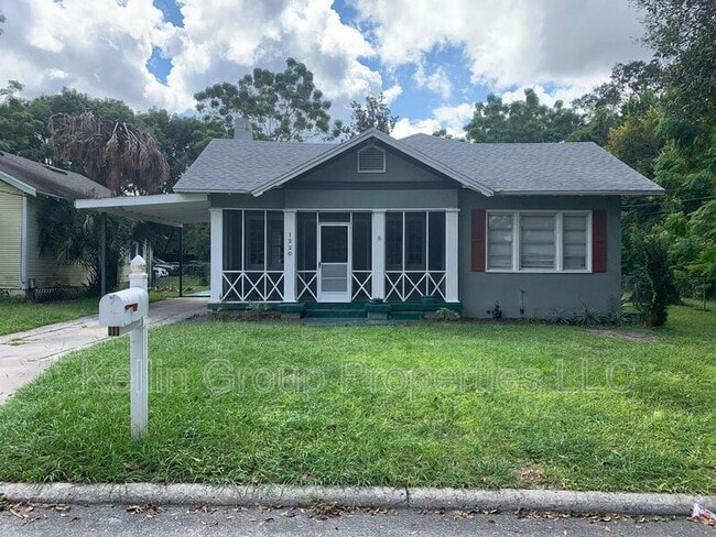 property at 1220 Ruby St
