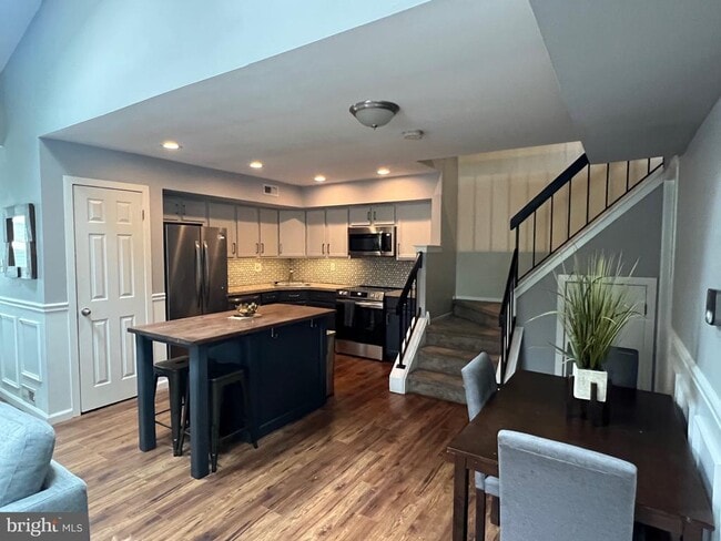 1104 Berwyck Ct in Gloucester Township, NJ - Building Photo - Building Photo