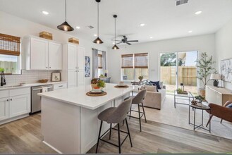 5702 Breland St in Houston, TX - Building Photo - Building Photo