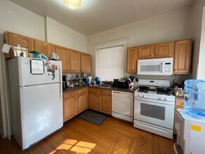 2122 Walnut St in Allentown, PA - Building Photo - Building Photo