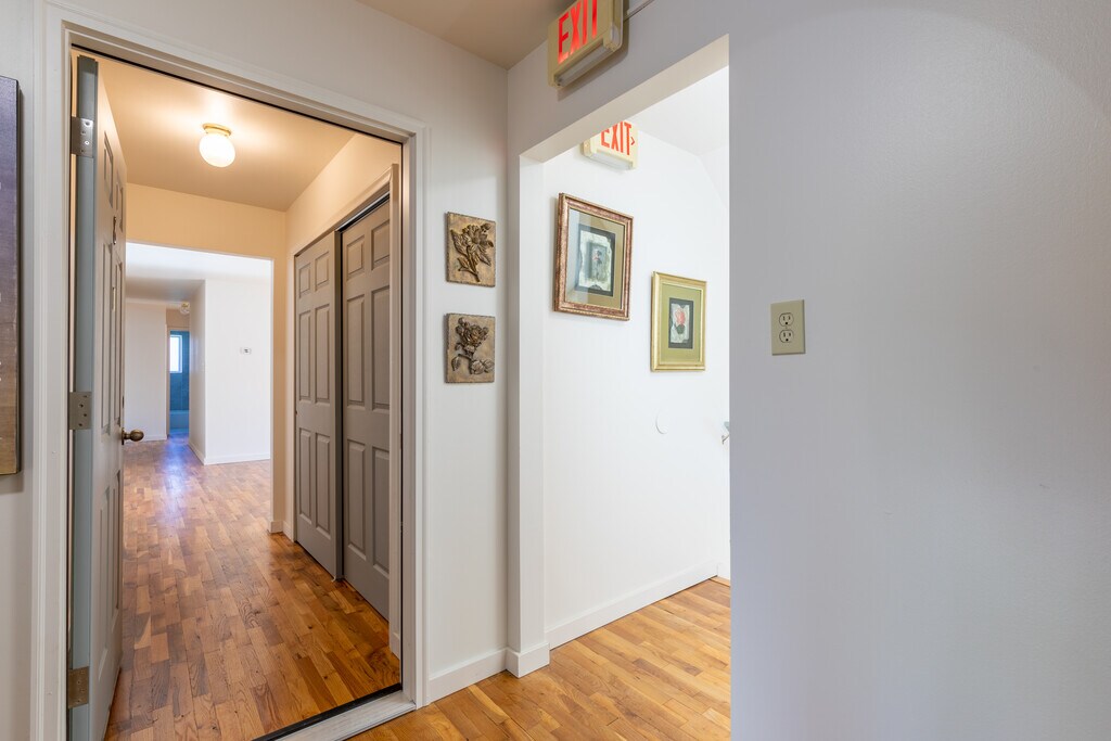 Savory Village Apartments in Flint, MI